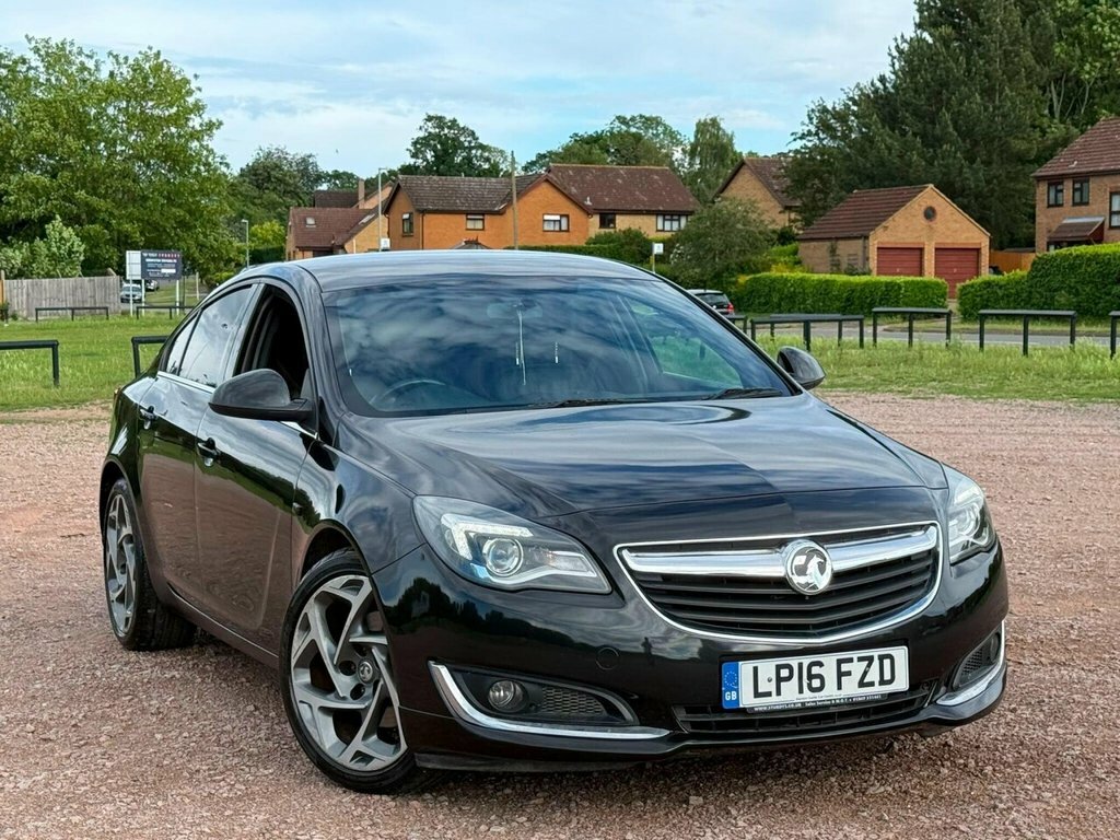 Vauxhall Insignia Hatchback Black #2