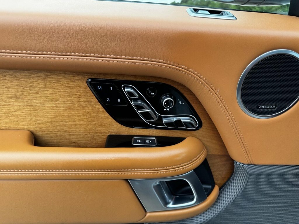 Land Rover Range Rover Westminster Red #50