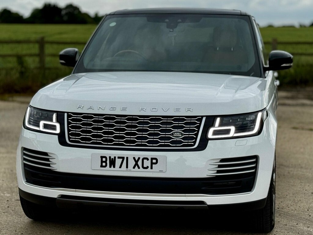 Land Rover Range Rover Suv White #3