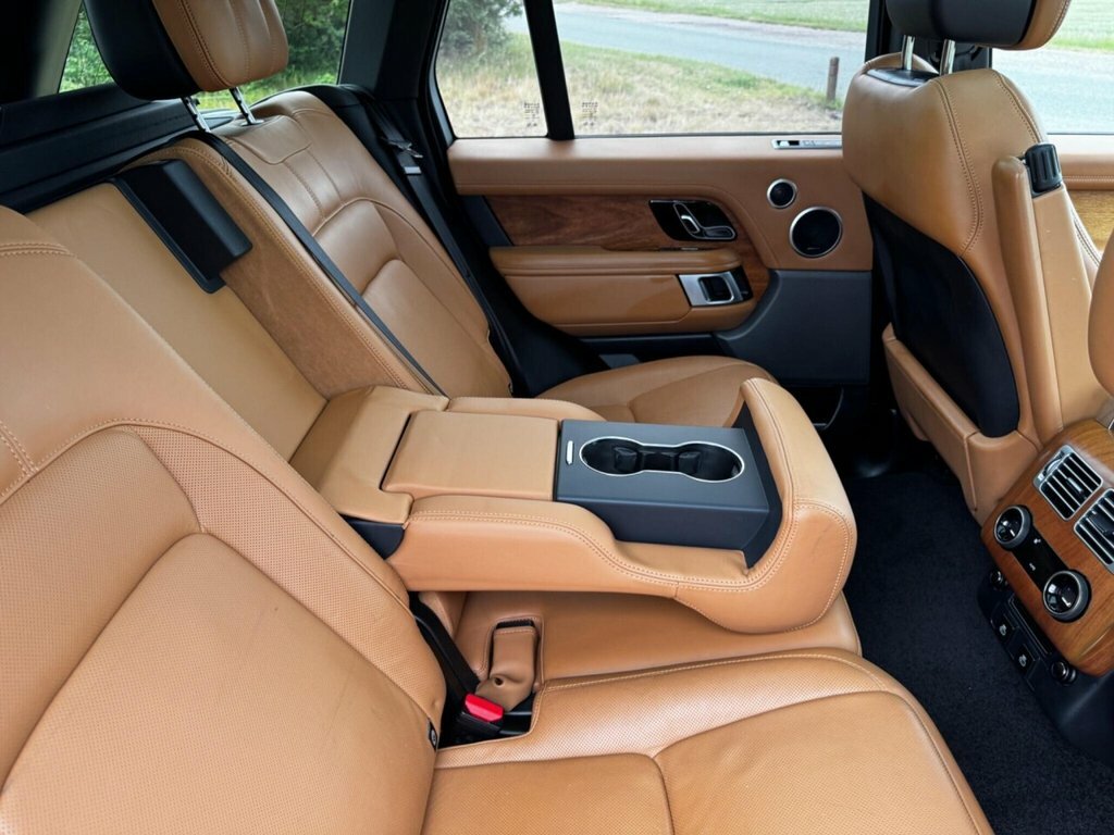 Land Rover Range Rover Westminster Red #39