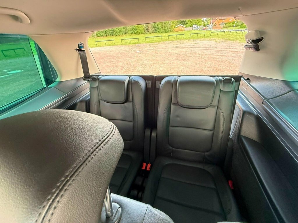 Seat Alhambra  Black #23