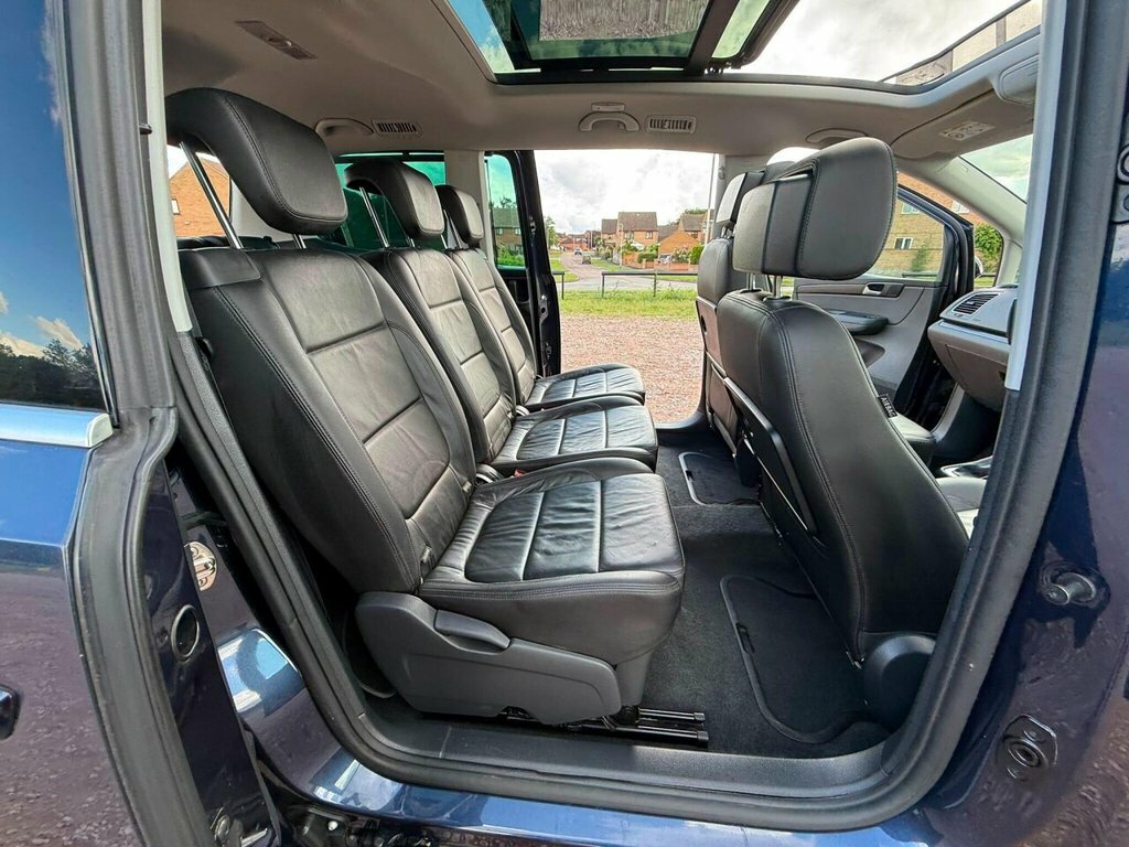 Seat Alhambra  Black #26