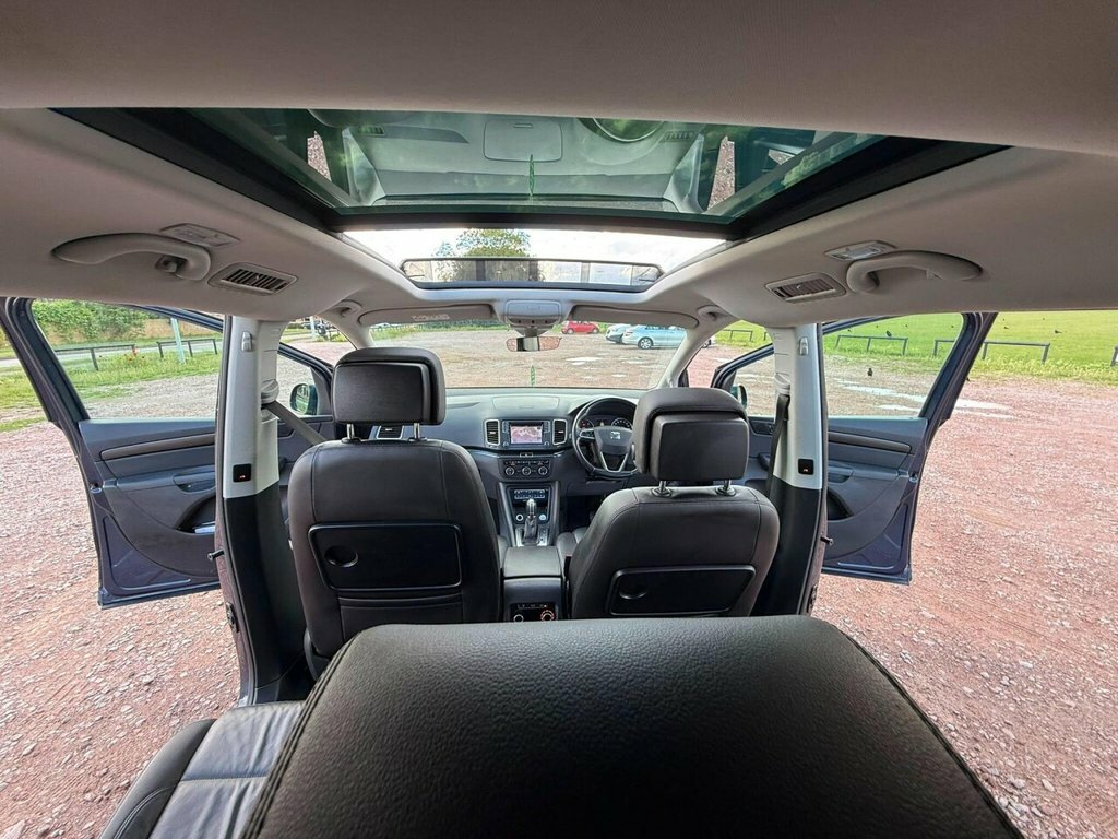 Seat Alhambra  Black #52