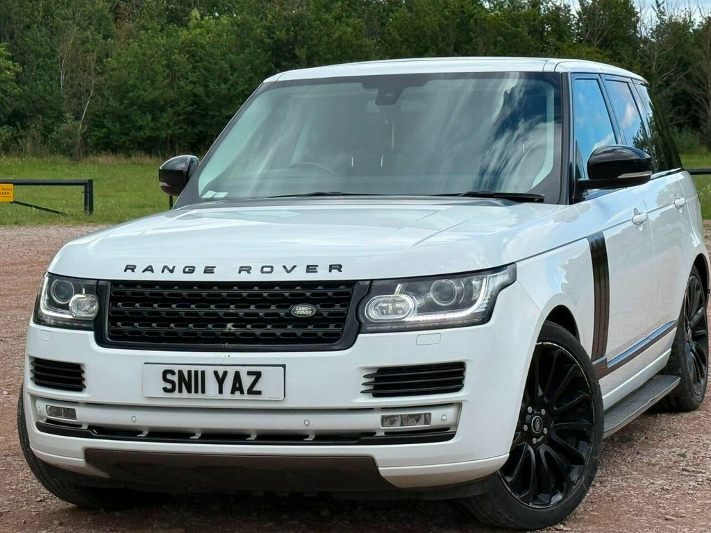 Land Rover Range Rover Suv White #3