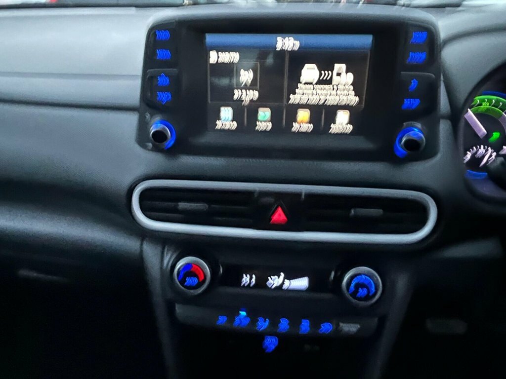 Hyundai Kona Kona Premium Ev Red #31