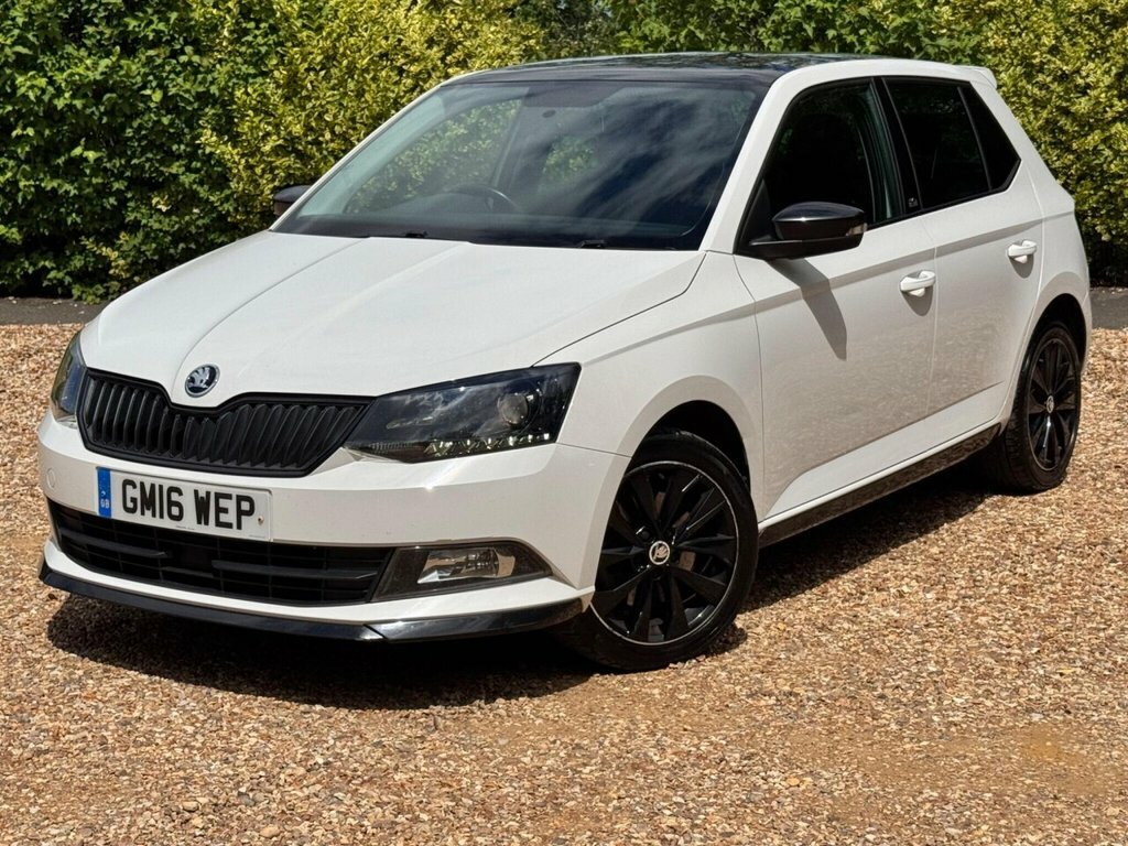 Skoda Fabia Hatchback White #3