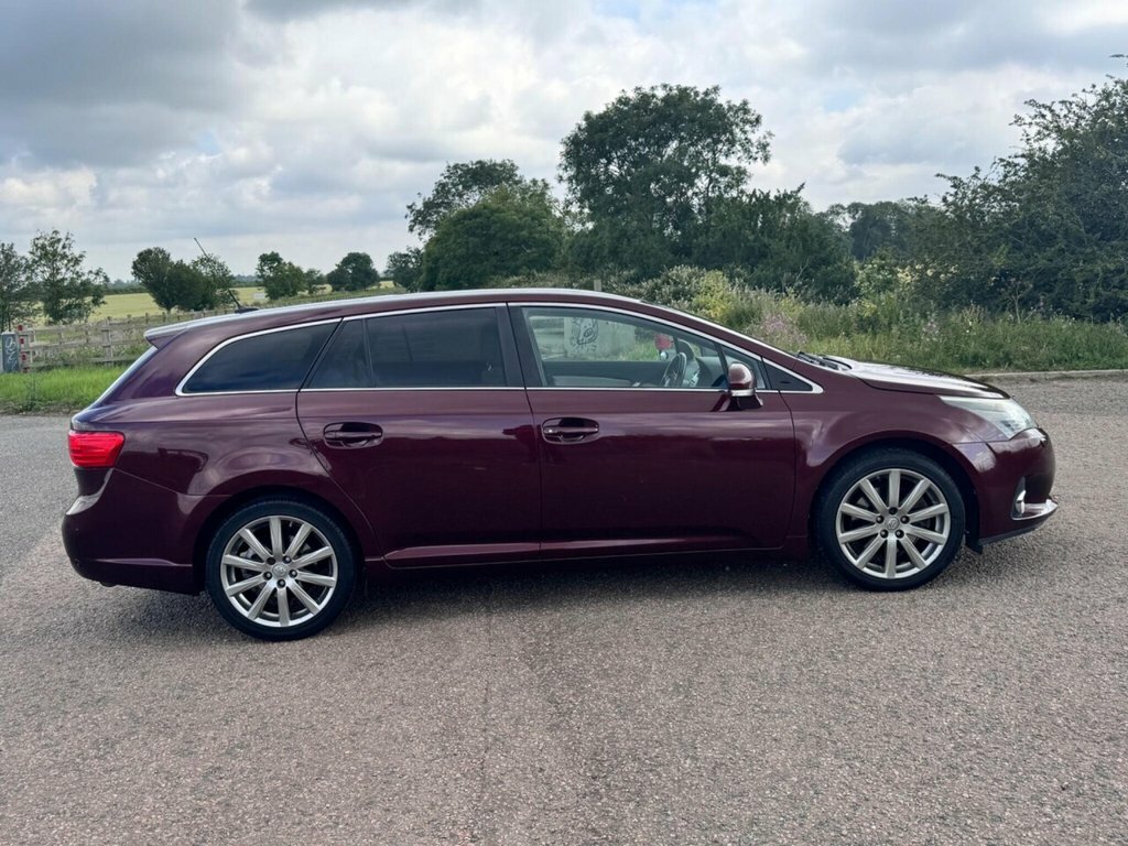 Toyota Avensis D-cat Excel Red #6
