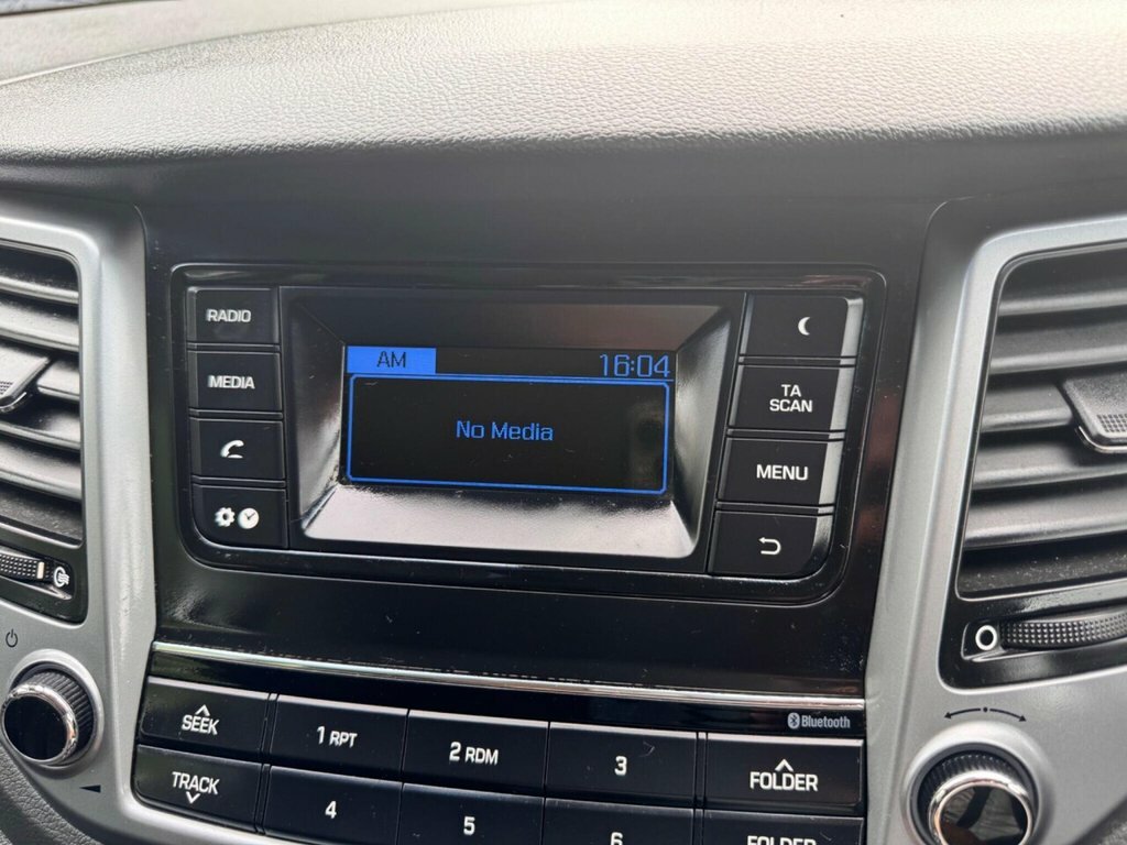 Hyundai Tucson Crdi Se Nav Blue Drive Red #55