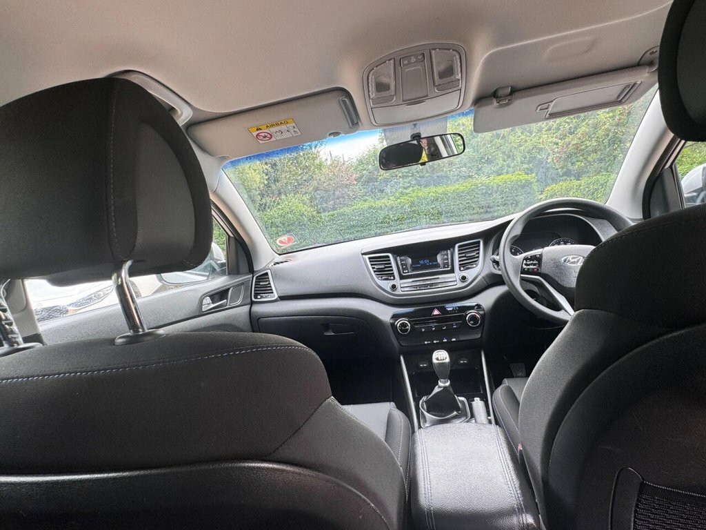 Hyundai Tucson Crdi Se Nav Blue Drive Red #68