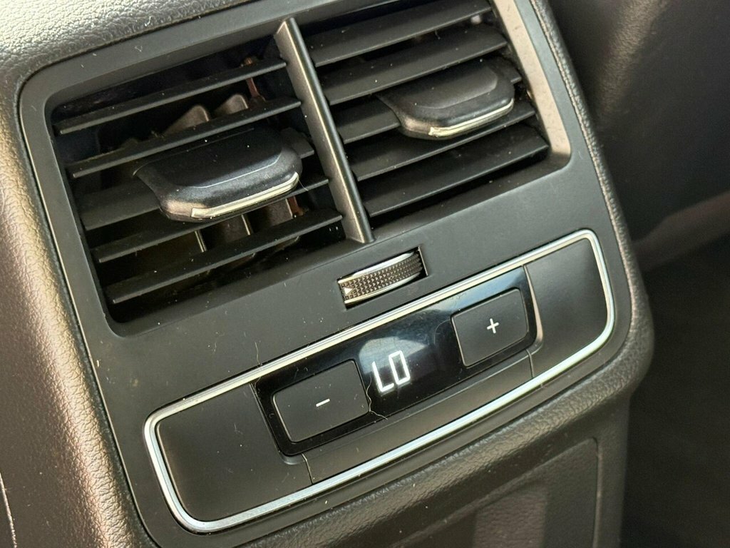 Audi A4 Avant Tdi Ultra S Line Blue #22