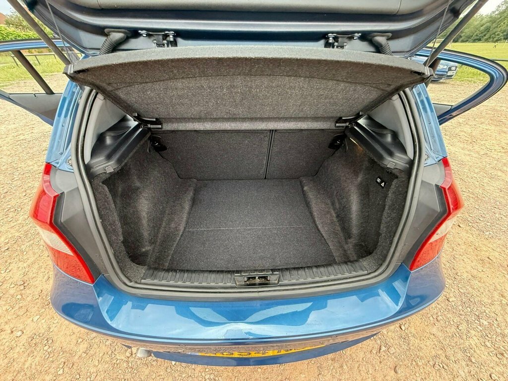 BMW 1 Series 2.0 120D Se Hatchback Silver #29
