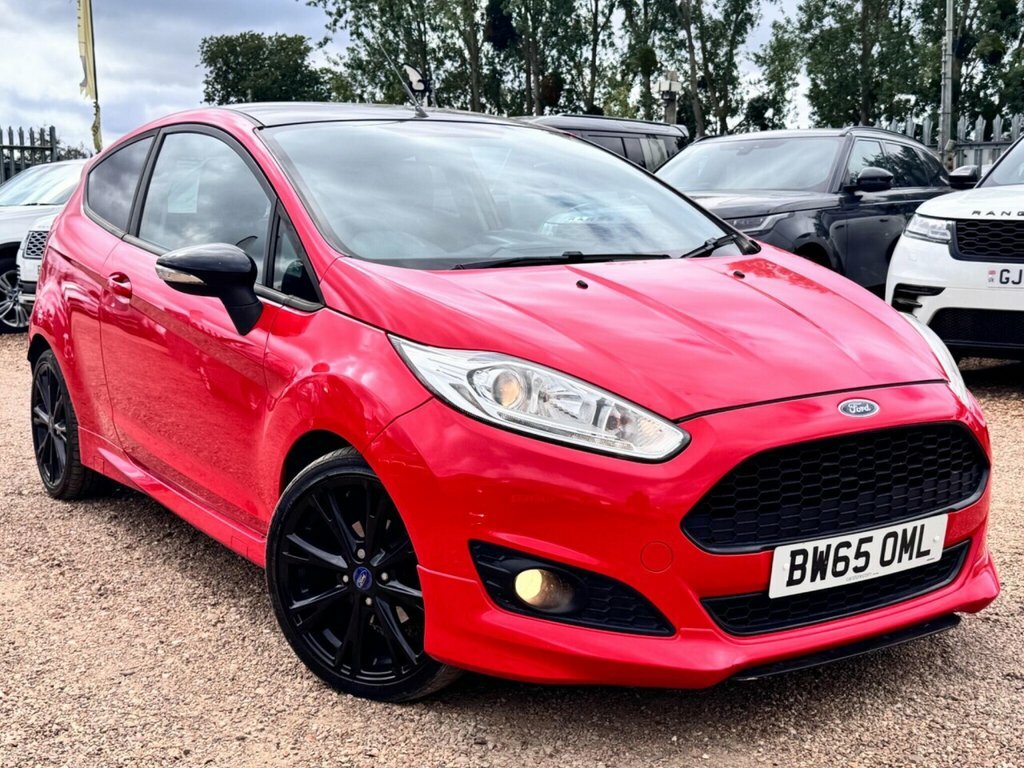 Ford Fiesta Hatchback Red