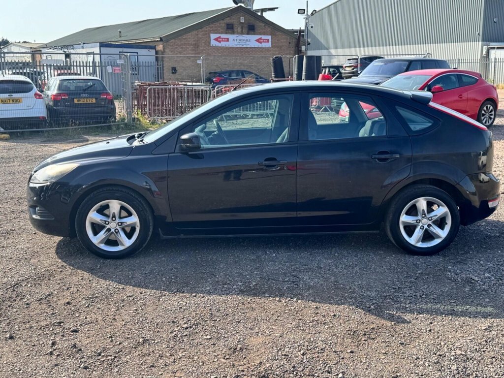 Ford Focus 1.8 Tdci Zetec Hatchback 137 G Red #8