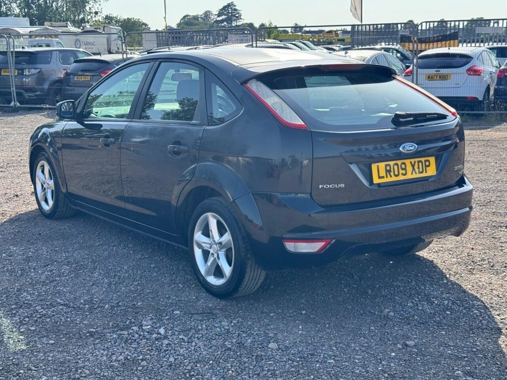 Ford Focus 1.8 Tdci Zetec Hatchback 137 G Red #7