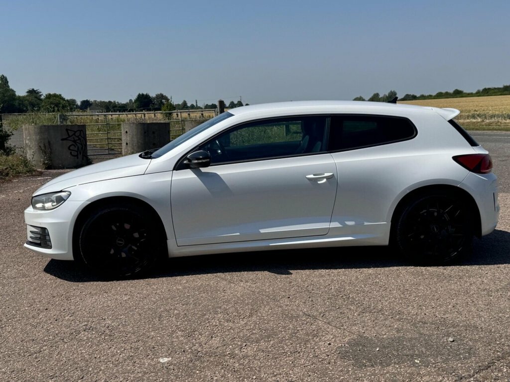 Volkswagen Scirocco 2.0 Tdi Bmt R-line Sat Nav Leather Fsh White #13