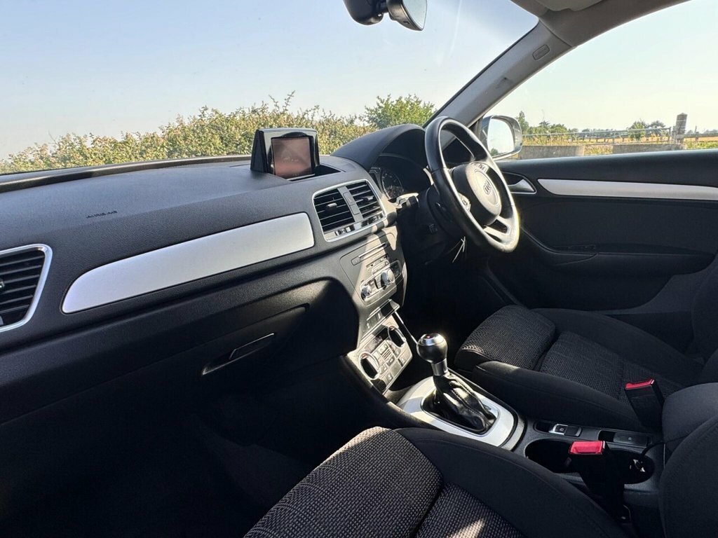 Audi Q3 2.0 Tdi S Line Edition Suv Quatt White #25