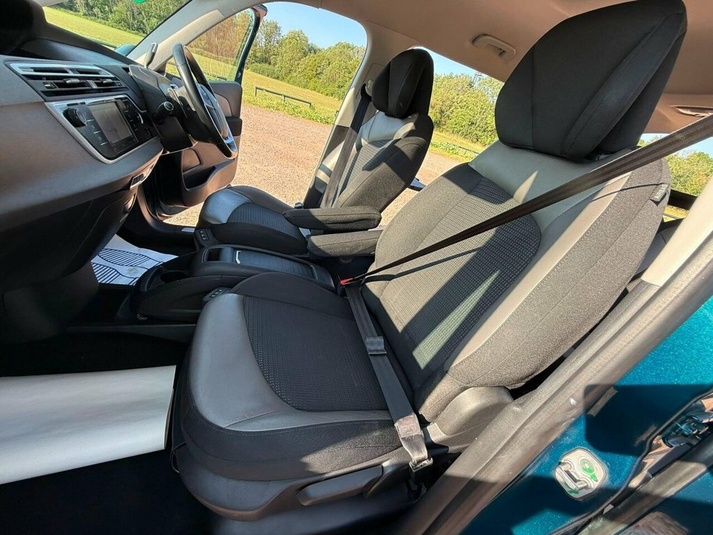 Citroen Grand C4 SpaceTourer Spacetourer 1.2L Puretech Feel Ss Eat8 12 White #40
