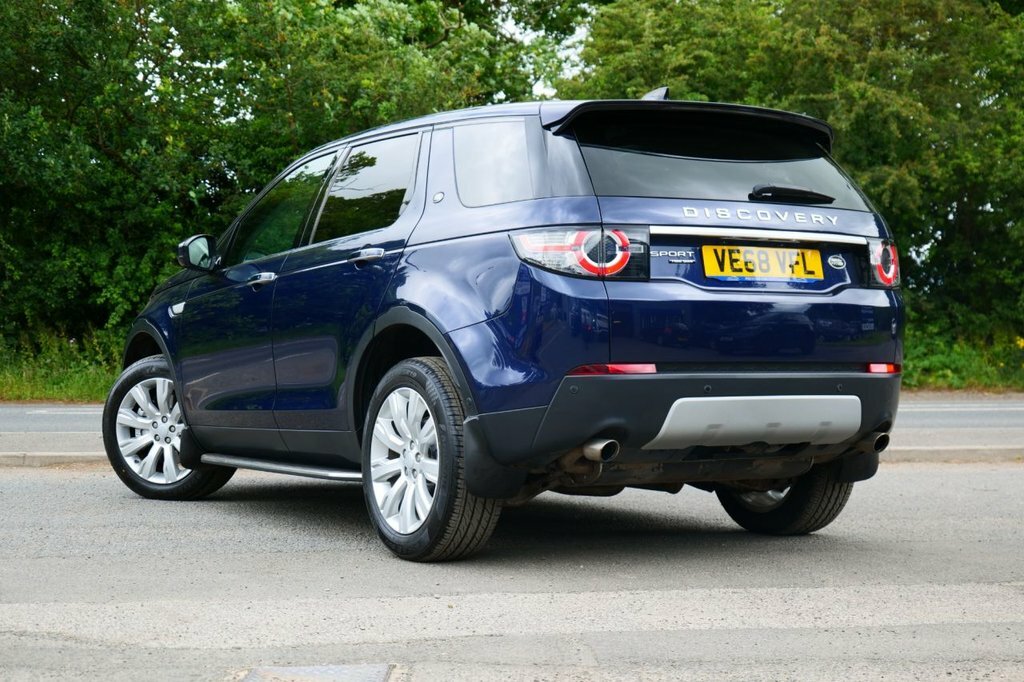 Land Rover Discovery Sport 2L Hse Luxury VE68VFL Blue #2