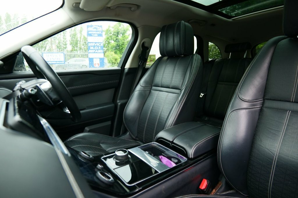 Land Rover Range Rover Velar 3L R-dynamic Hse HW67EJK Silver #2