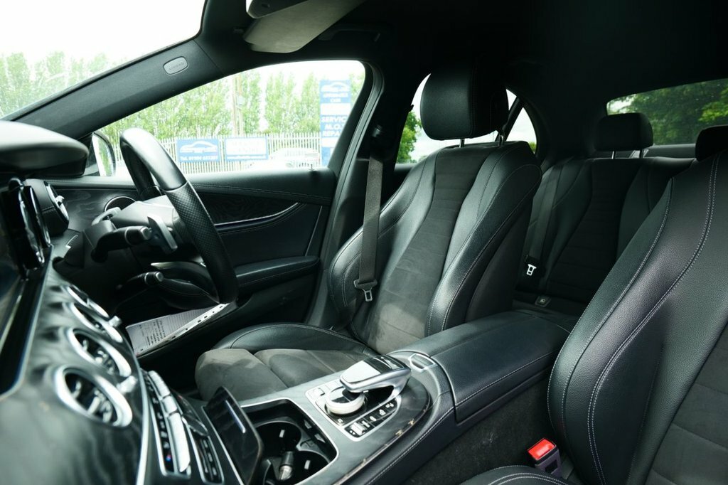 Mercedes-Benz E Class 2L Amg Line Black #2