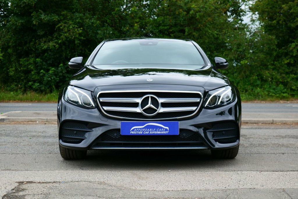 Mercedes-Benz E Class 2L Amg Line Black #4