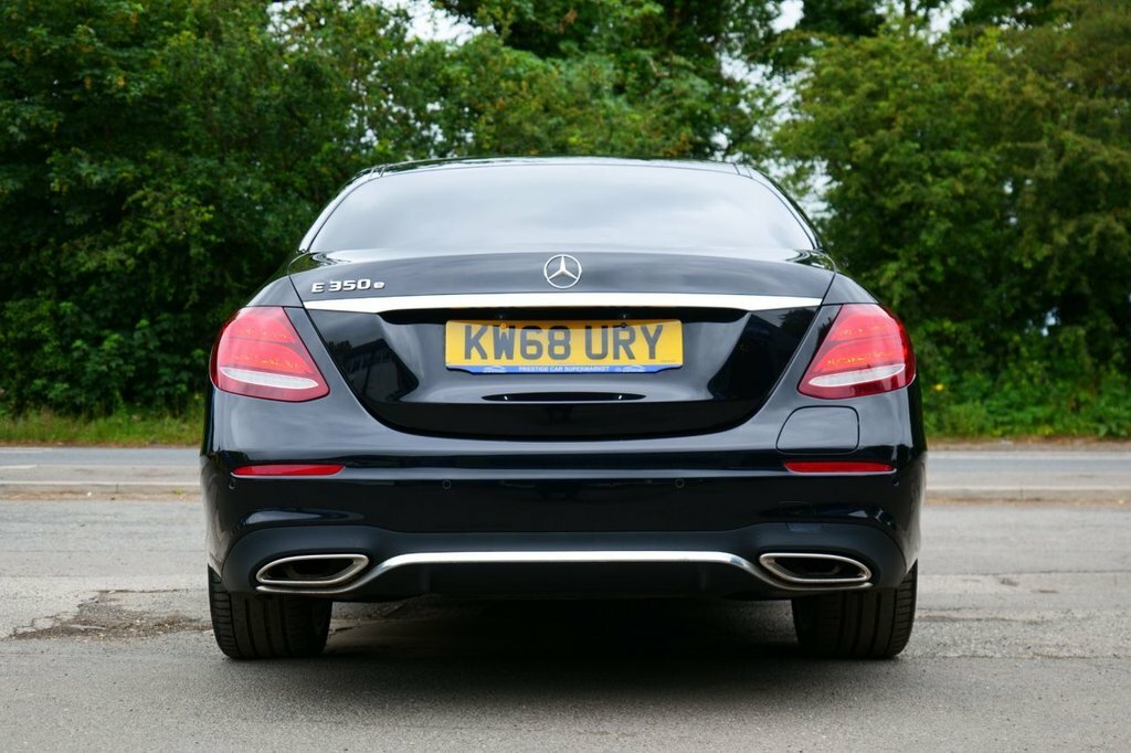 Mercedes-Benz E Class 2L Amg Line Black #5