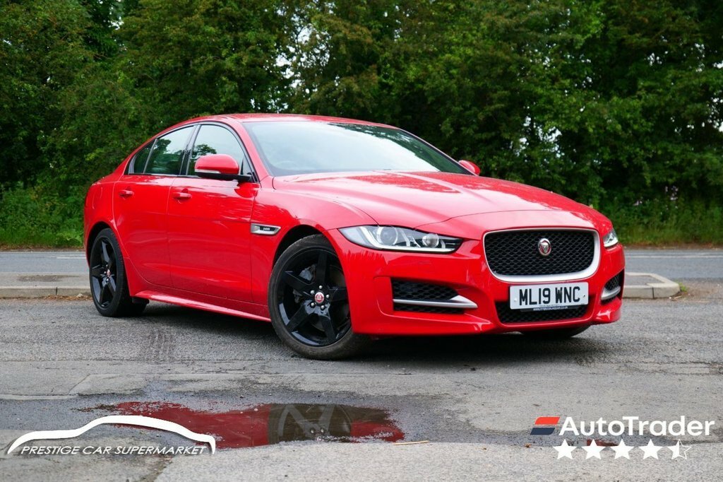 Jaguar XE 2L R-sport Red