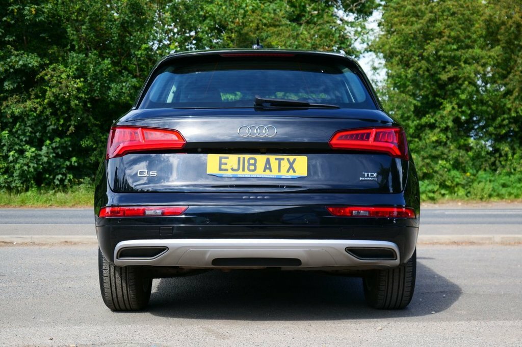 Audi Q5 2L Sport EJ18ATX Black #4