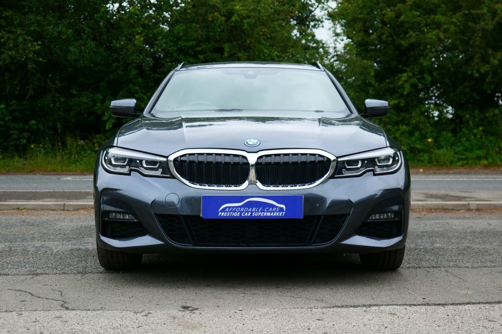BMW 3 Series 2L M Sport HX71RKY Grey #4