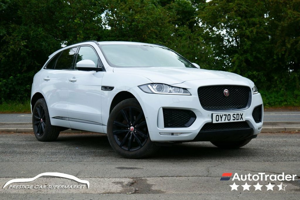 Jaguar F-Pace 2L Chequered Flag White