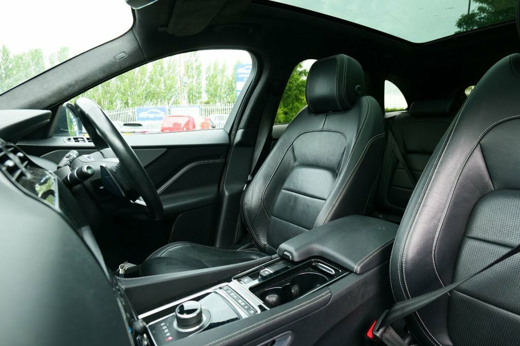 Jaguar F-Pace 2L Chequered Flag OY70SDX White #2