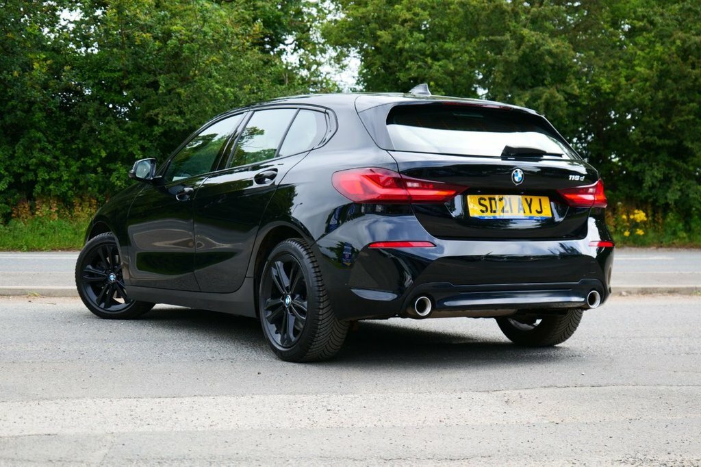 BMW 1 Series 2L Sport SD21AYJ Black #2