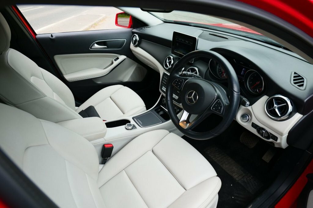 Mercedes-Benz GLA Class 1.6L Se ND19YYL Red #3