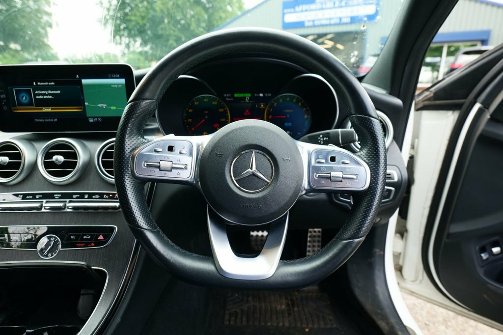 Mercedes-Benz C Class 2L Amg Line Edition FX21UCC White #4