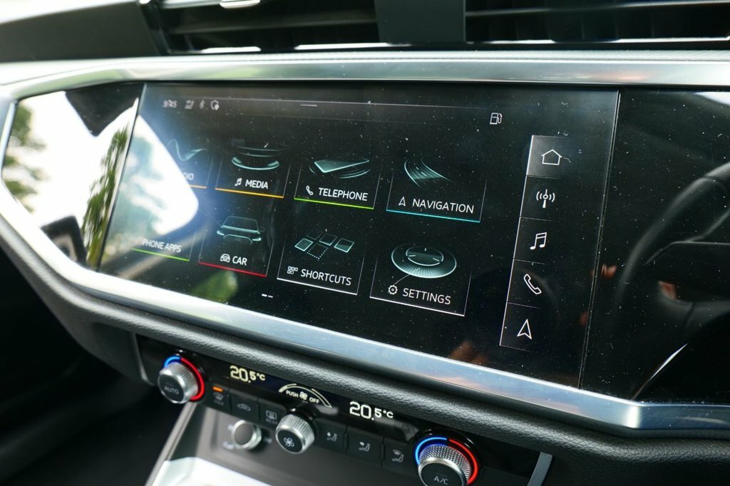 Audi Q3 1.5L Sport HF70UKH Grey #6