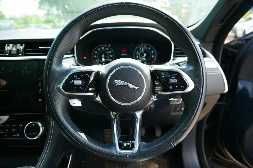 Jaguar F-Pace 2L R-dynamic S Black #4