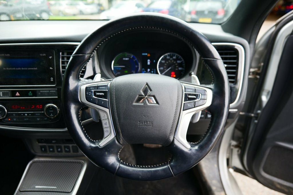 Mitsubishi Outlander 2.4L 4H Silver #4