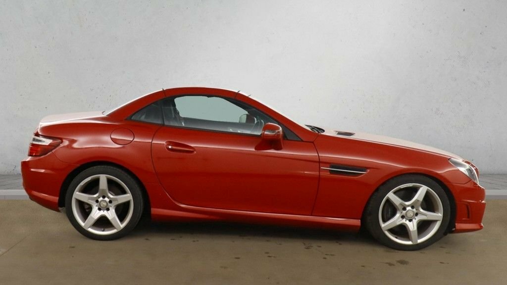 Mercedes-Benz SLK 2.1L Amg Sport Red #5