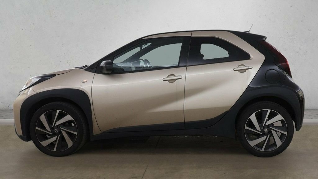 Toyota Aygo X 1L Edge YE22ZDJ Beige #6