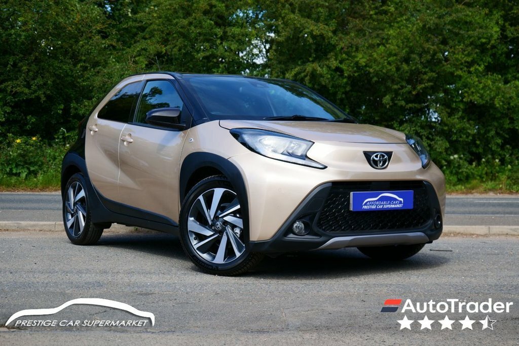 Toyota Aygo X 1L Edge Beige