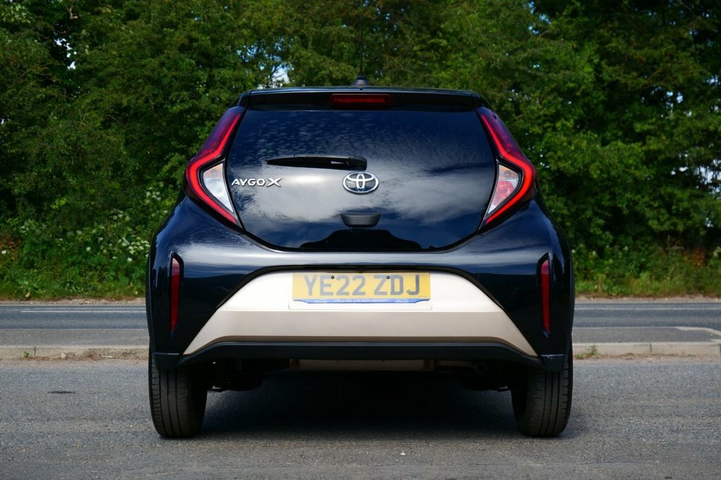 Toyota Aygo X 1L Edge YE22ZDJ Beige #5