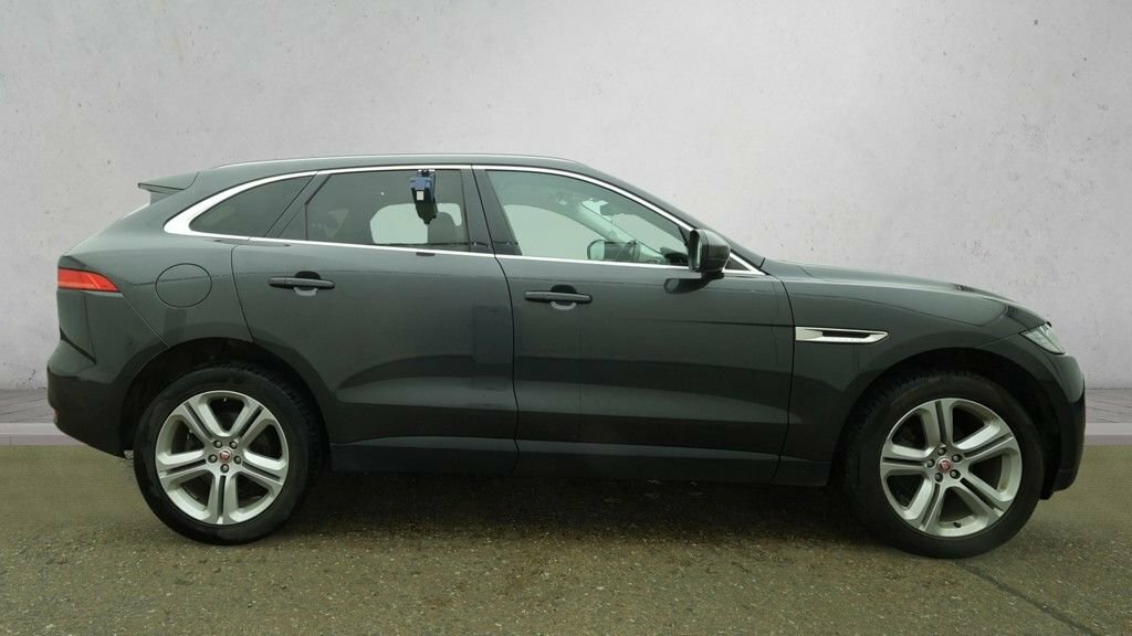 Jaguar F-Pace 2L Portfolio Grey #5