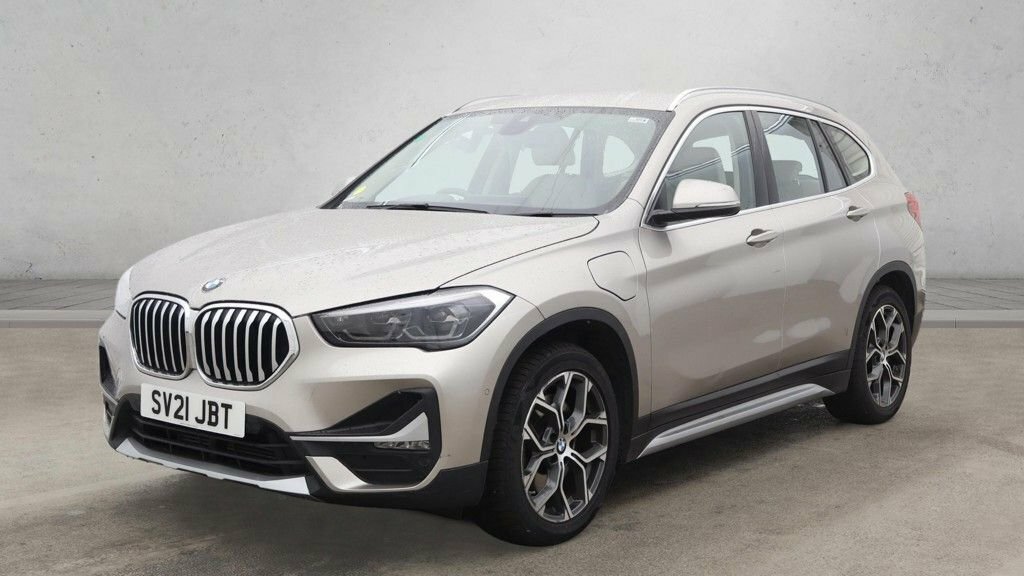 BMW X1 1.5L Xline Silver #4
