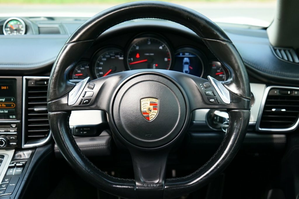 Porsche Panamera 2015 3.0D V6 Tiptronics Euro 5 Ss White #10