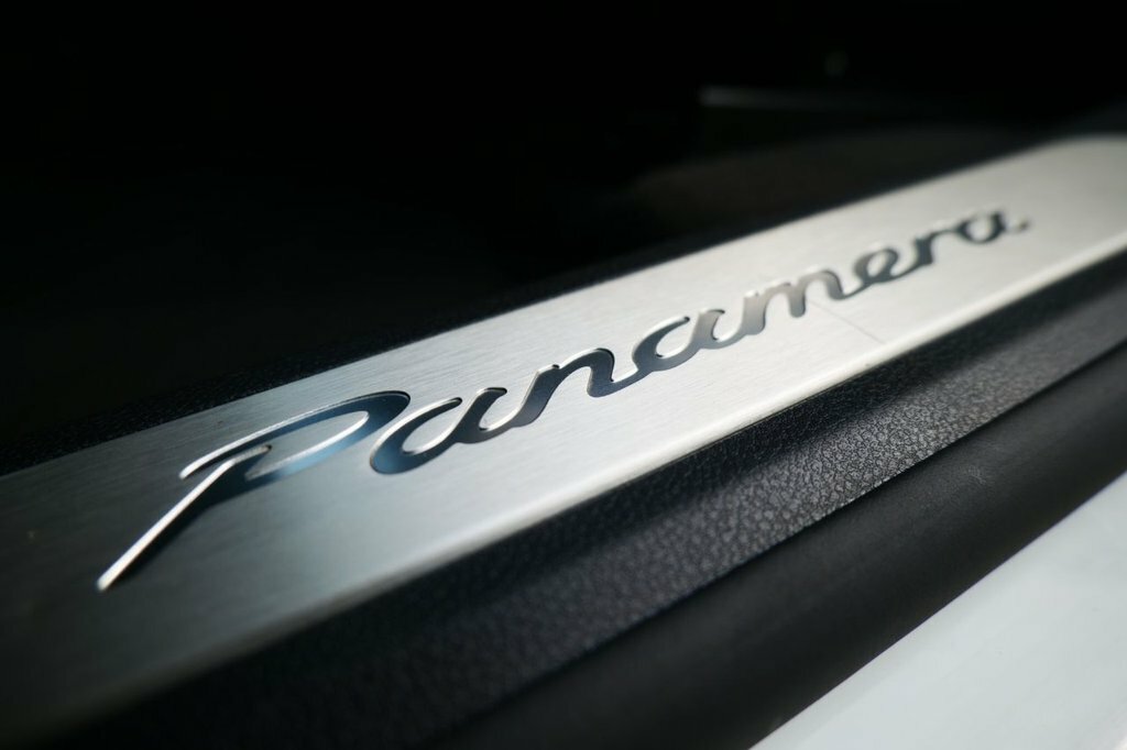 Porsche Panamera 2015 3.0D V6 Tiptronics Euro 5 Ss White #31