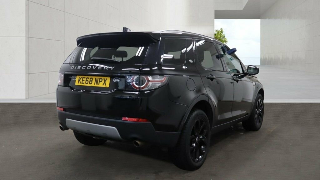 Land Rover Discovery Sport 2L Hse KE68NPX Black #2