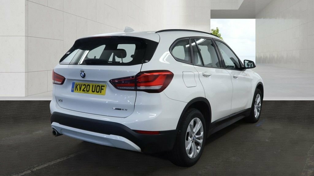 BMW X1 1.5L Se White #2