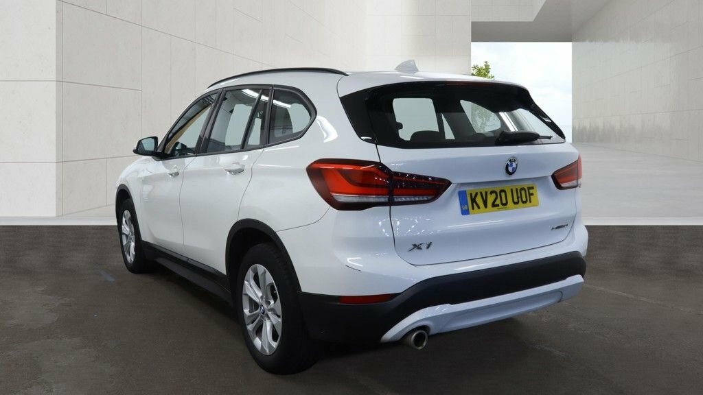 BMW X1 1.5L Se White #3