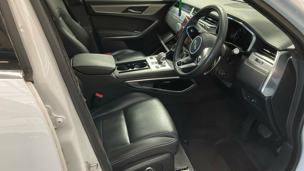 Jaguar F-Pace R-dynamic Black Black #7