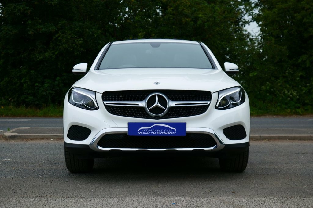 Mercedes-Benz GLC Class 2L Sport White #4